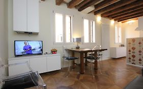 City Apartments Salute-Accademia